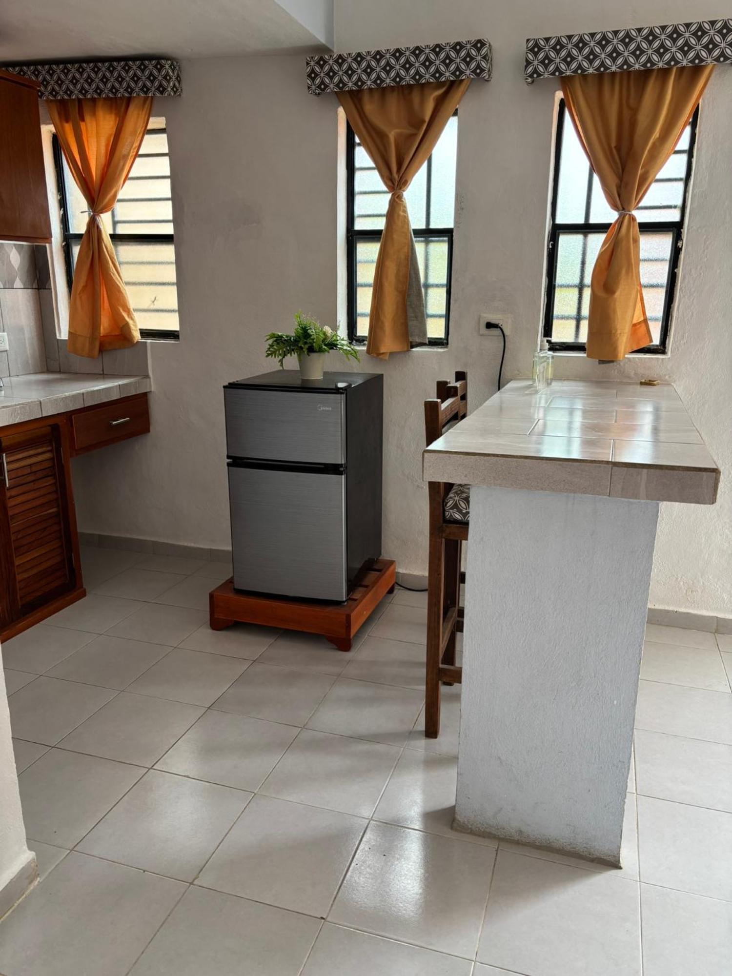 In Wotoch Departamentos Con Estacionamiento Apartment วัลลาโดลิด ภายนอก รูปภาพ