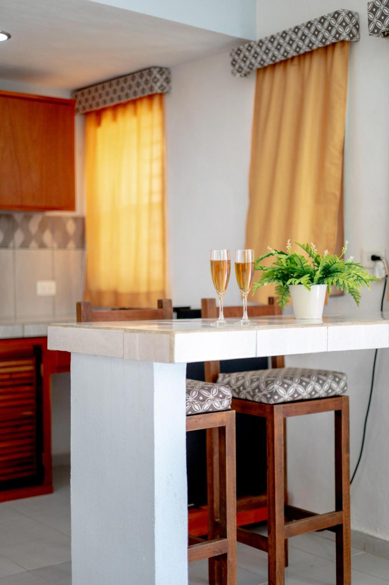 In Wotoch Departamentos Con Estacionamiento Apartment วัลลาโดลิด ภายนอก รูปภาพ